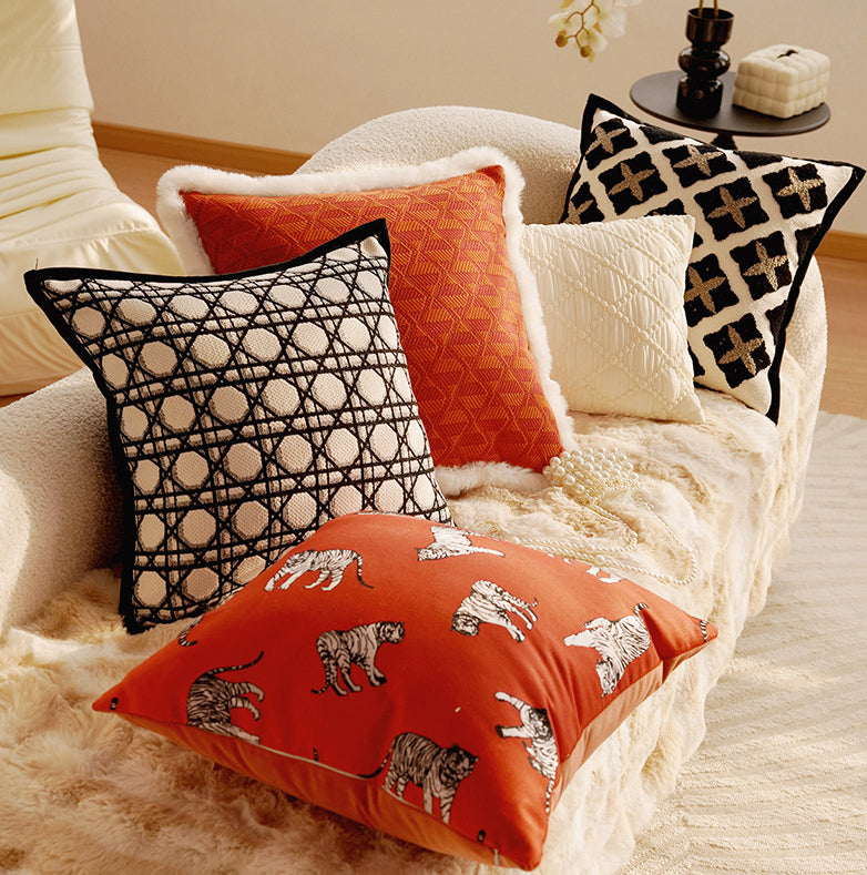 French Style Light Luxury High-End Black Living Room Sofa Cushion Vintage Cushion Rose Red Bay Window Cushion Lumbar Pillow